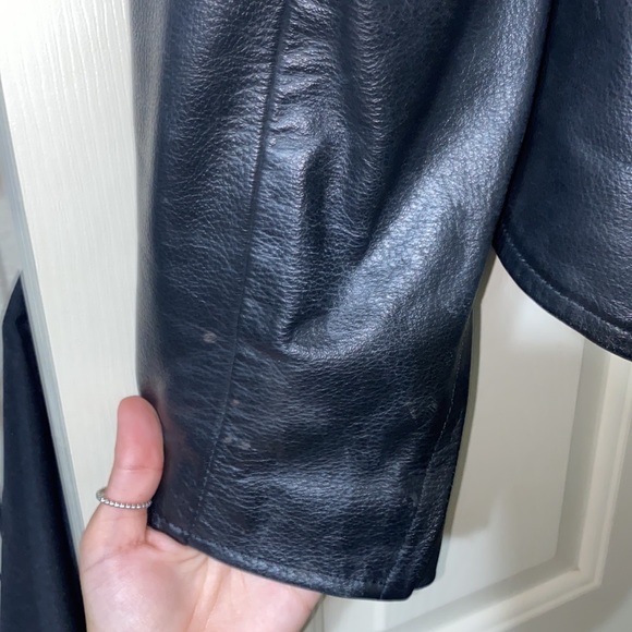Ladies black authentic leather jacket - Picture 4 of 10